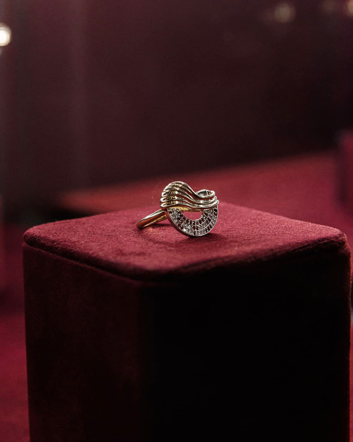 Gold ring Maria