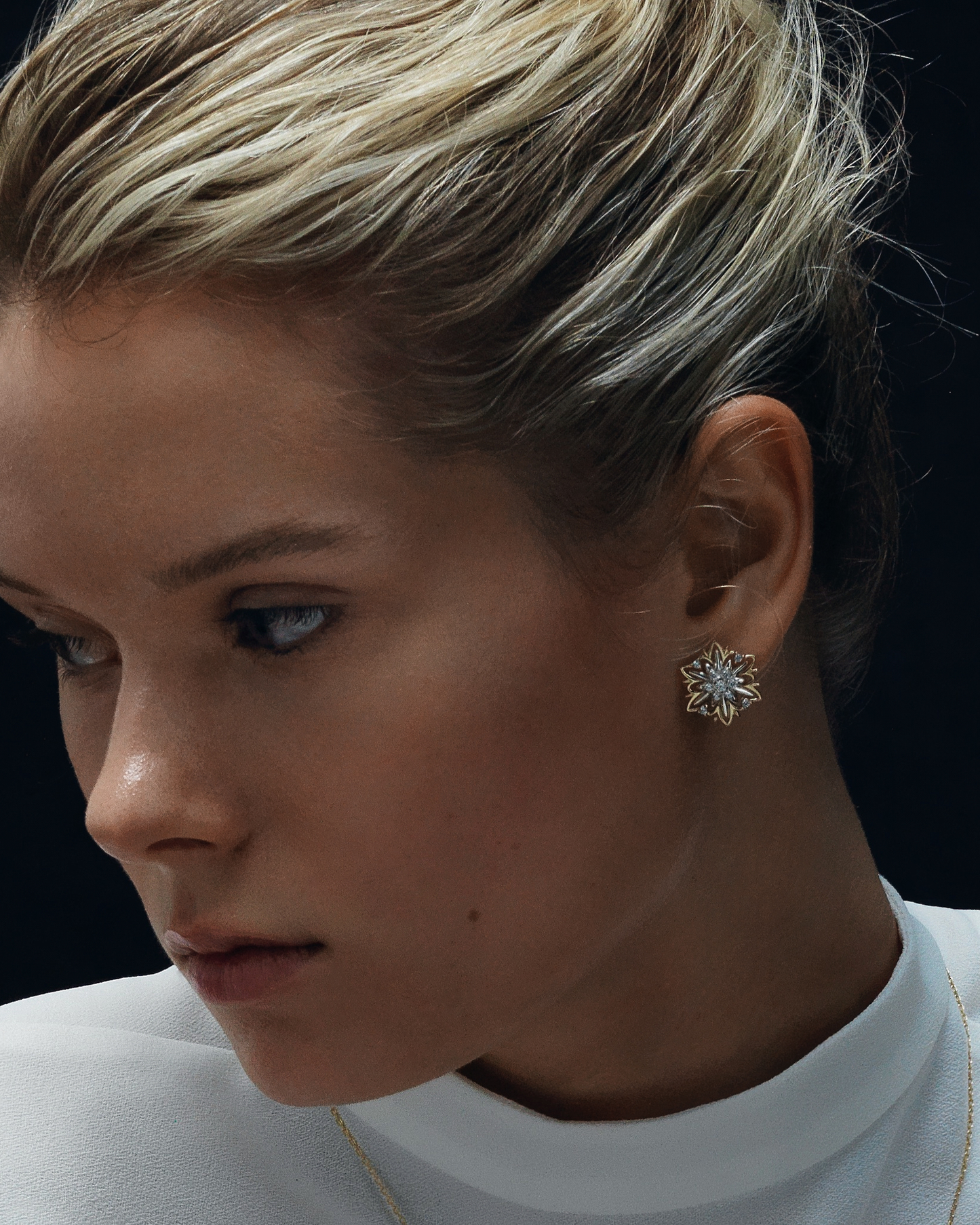 Gold Earrings Edelweiss (Size L)