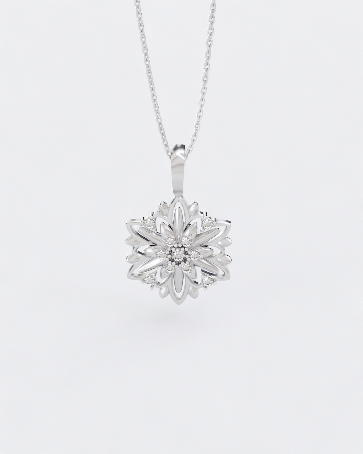Gold Pendant Edelweiss mini with diamonds (SIZE M)