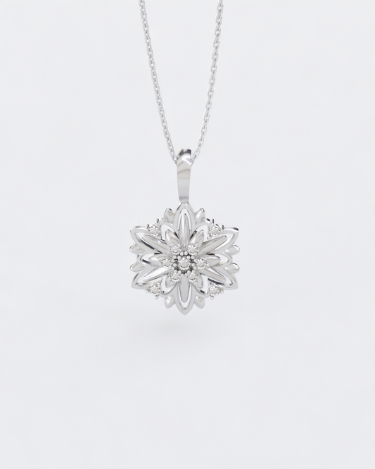 Gold Pendant Edelweiss with diamonds (SIZE L)